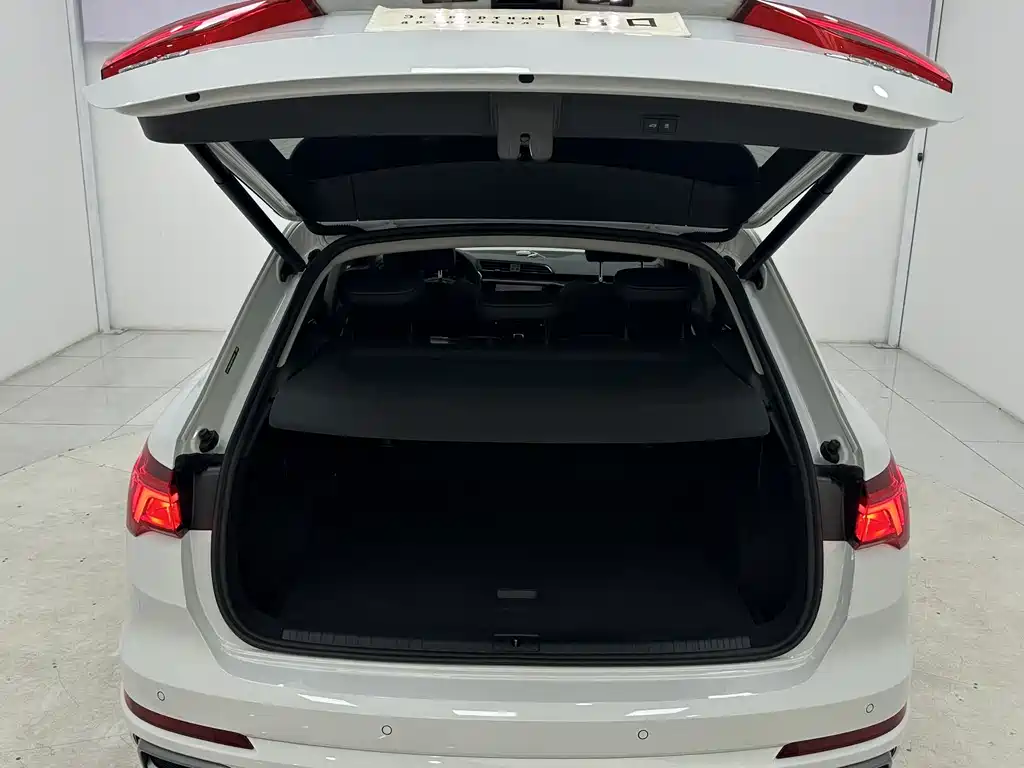 Audi Q3 — фотографии объявления, Фото 16