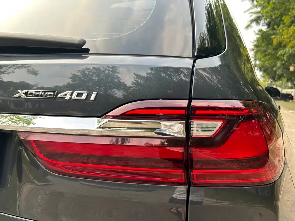 BMW X7 — миниатюра 7