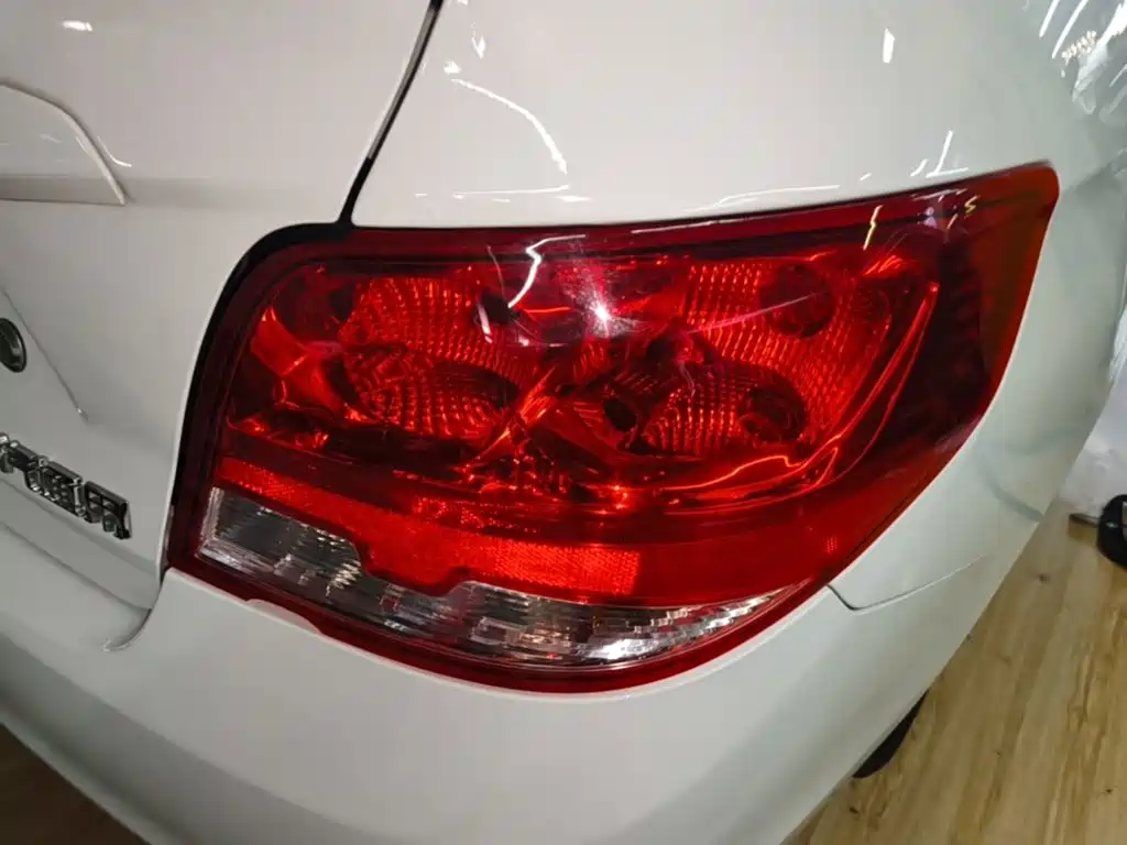 Chevrolet Sail — миниатюра 8