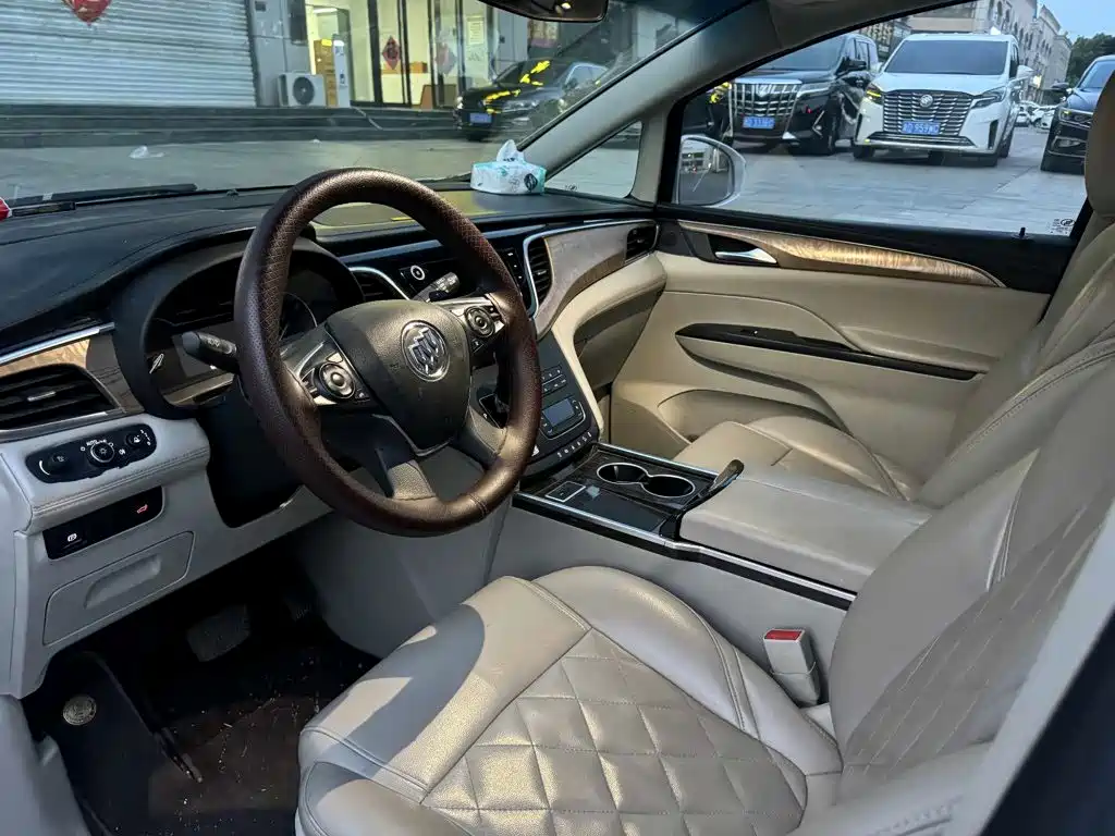 Buick GL8 2017 ES 28T Comfort V