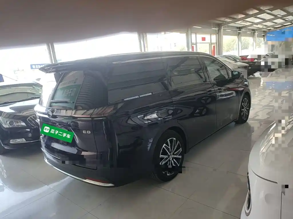 GAC Motor Trumpchi E8 PHEV — миниатюра 7