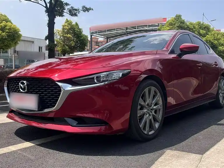 Купить Mazda 3 Axela