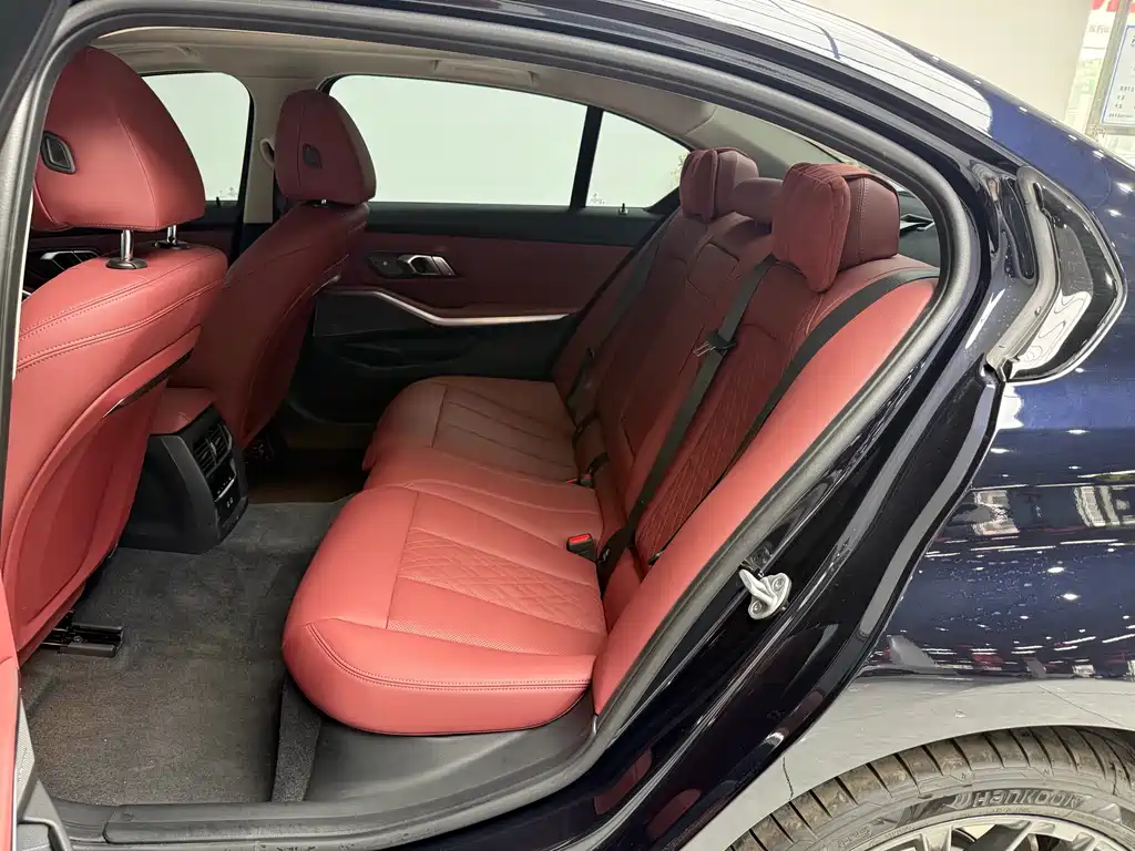 BMW 3 Series 3 2025 330Li M Sport