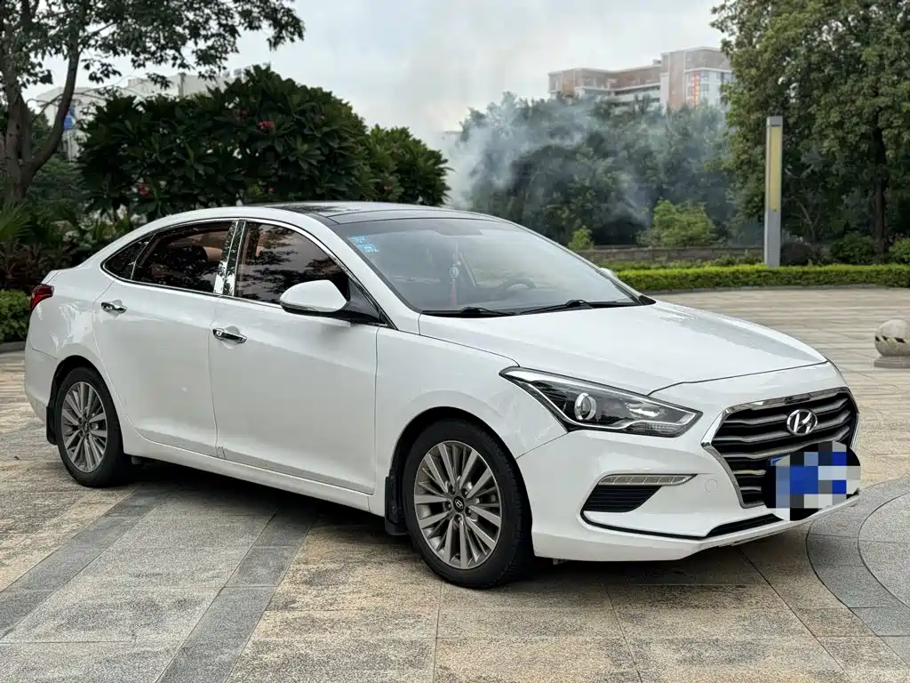 Hyundai Mistra — миниатюра 3
