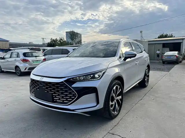 2024 BYD Tang