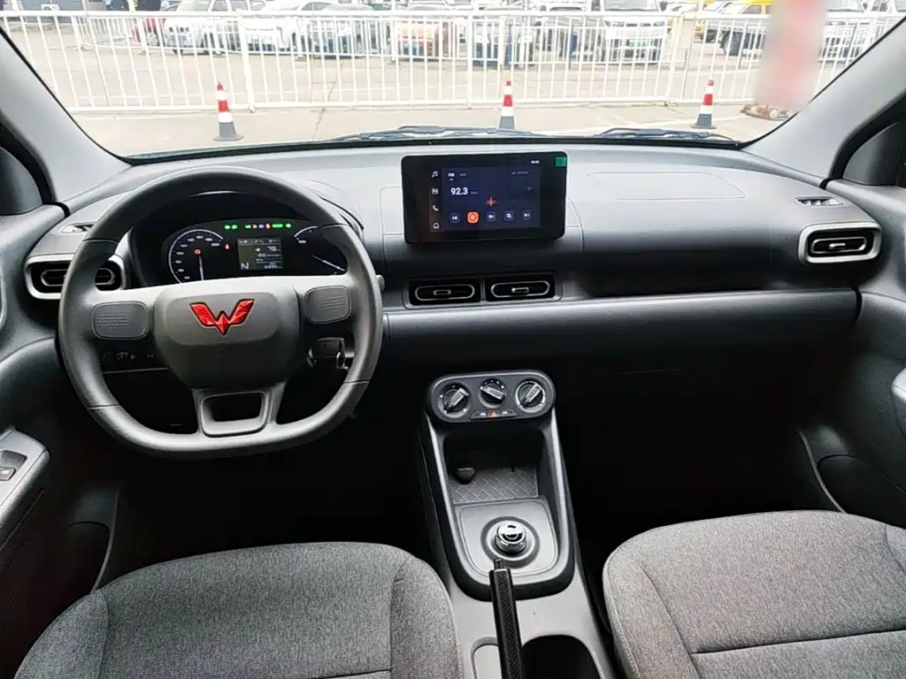 Wuling Hongguang EV — миниатюра 10