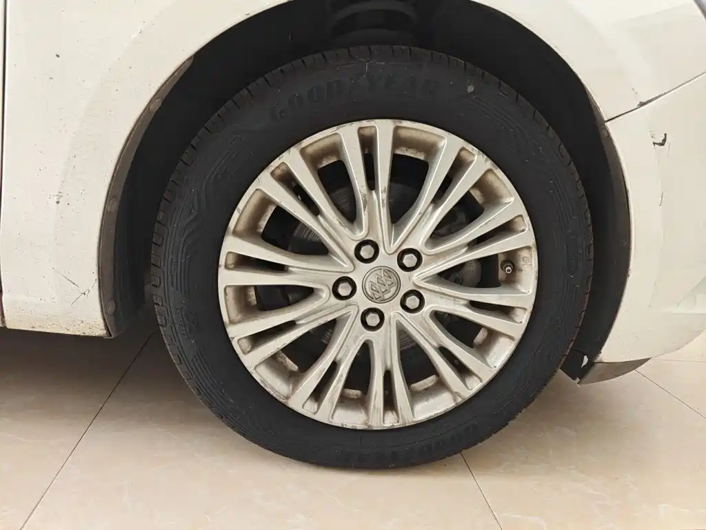 Buick Excelle — миниатюра 24