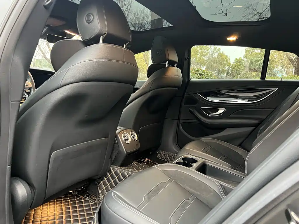 MERCEDES-BENZ AMG GT