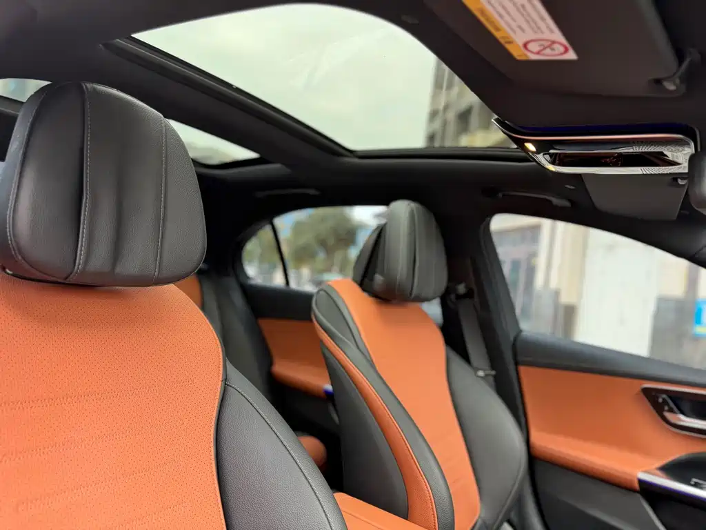 Mercedes-Benz C-Class — миниатюра 15