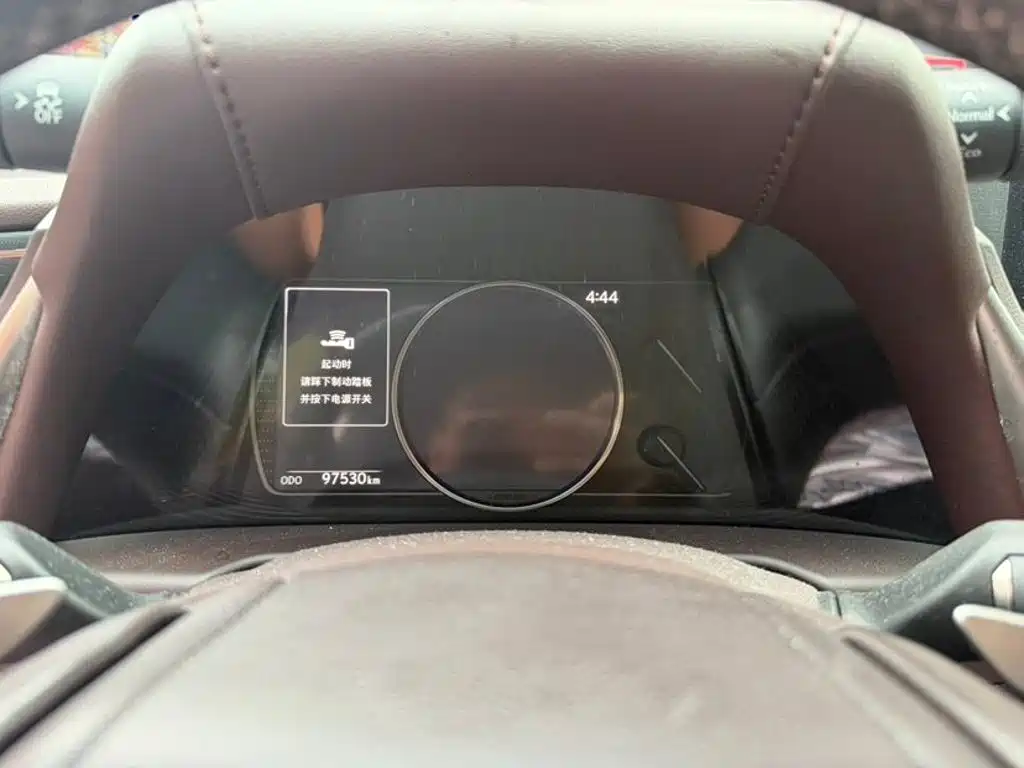 Lexus ES 2018 300h V