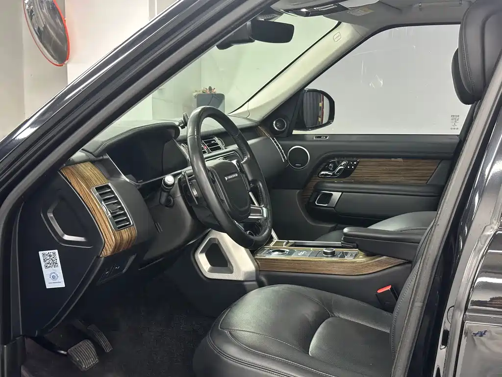 Land Rover Range Rover — миниатюра 7