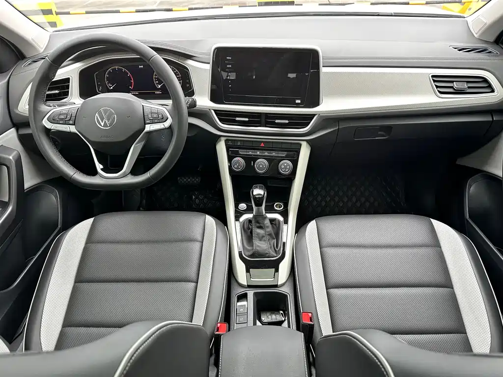Volkswagen T-Roc — миниатюра 18