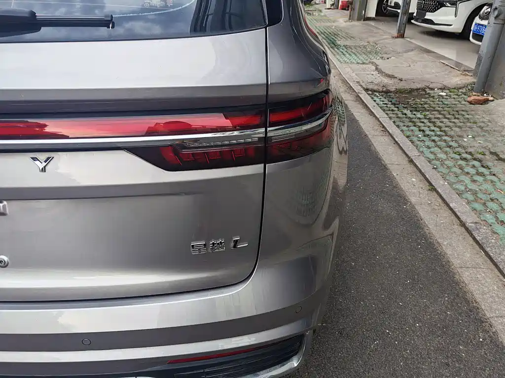 Geely Xingyue L — миниатюра 10