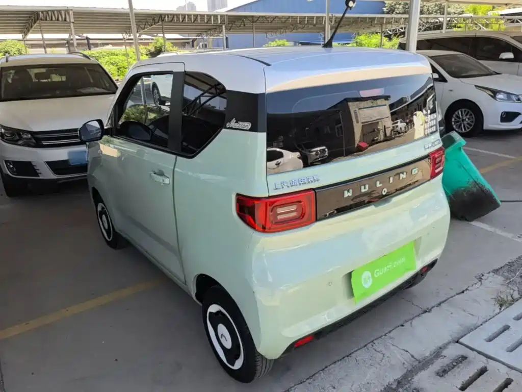 Wuling MINIEV — миниатюра 5