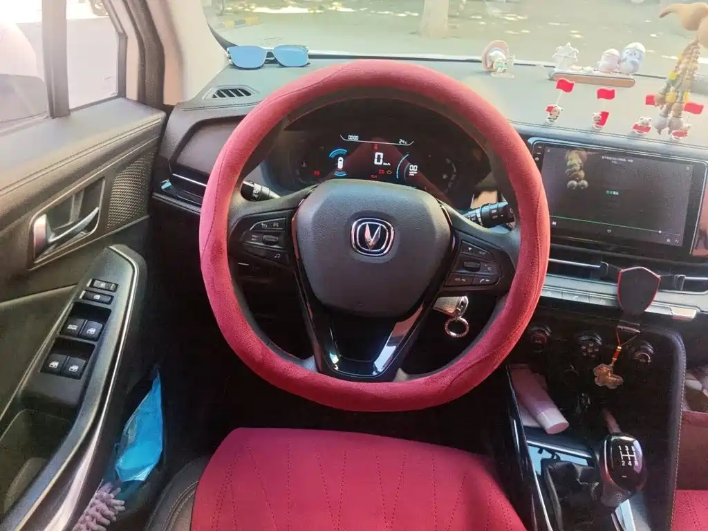 Changan CS15 — миниатюра 6