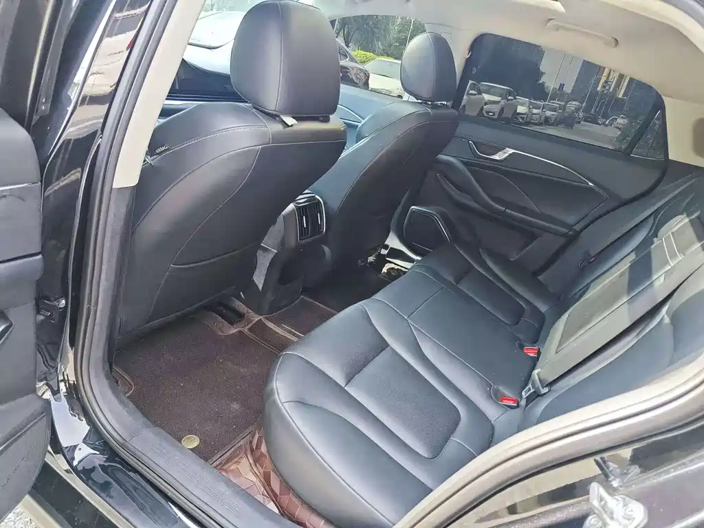 Bestune B70 2021 1.5T AT