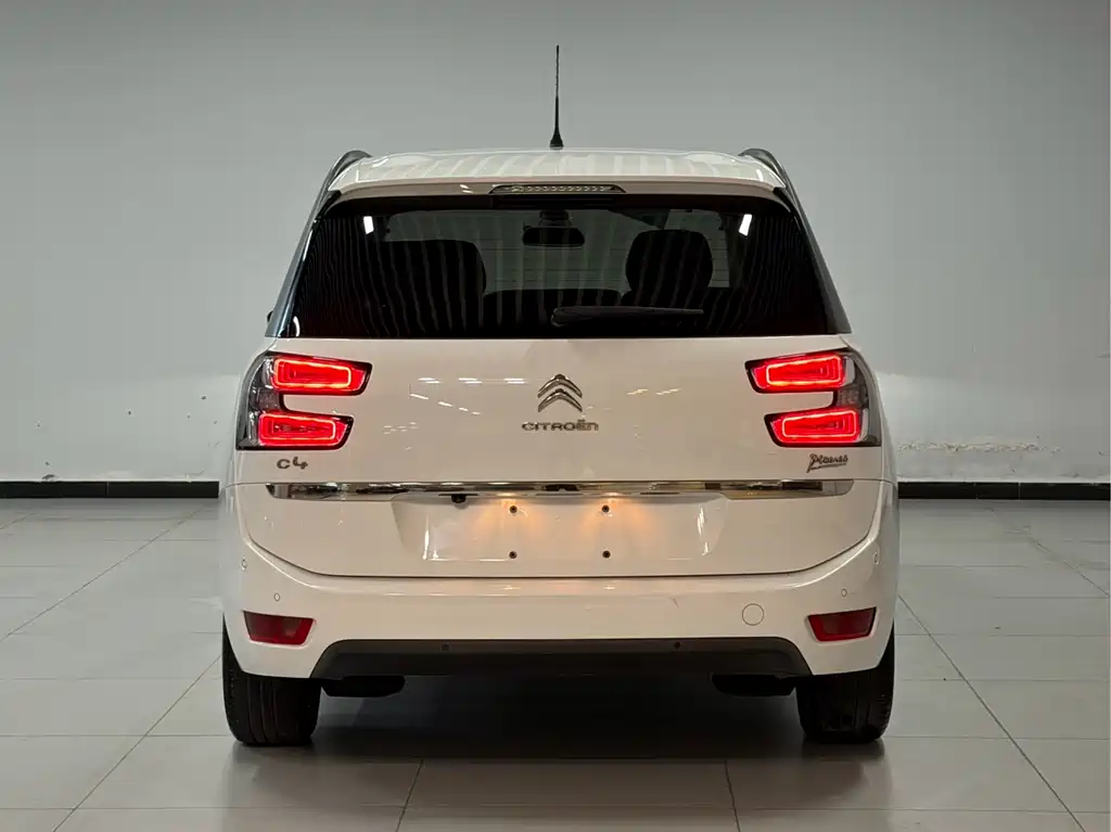 Citroen C4 Picasso 2015 Grand 1.6T Luxury 7 мест