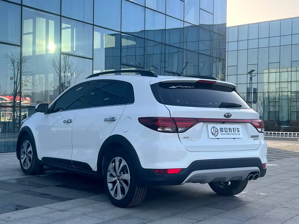 KIA KX CROSS