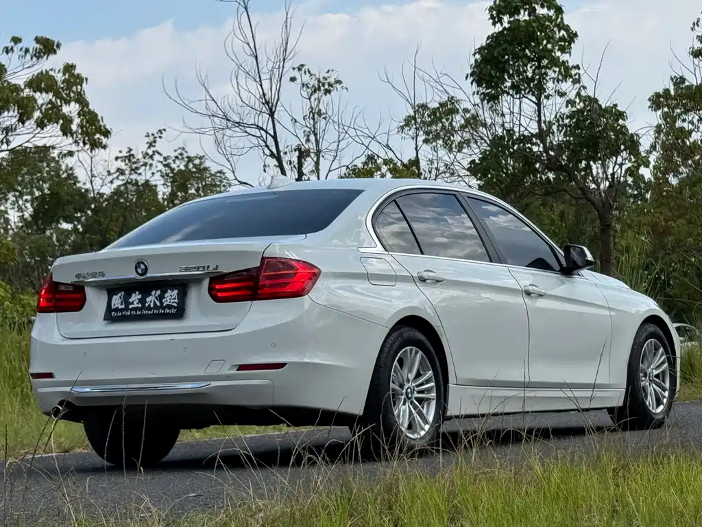BMW 3 Series — миниатюра 17