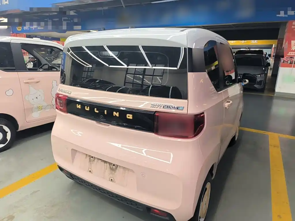 Wuling MINIEV — миниатюра 7