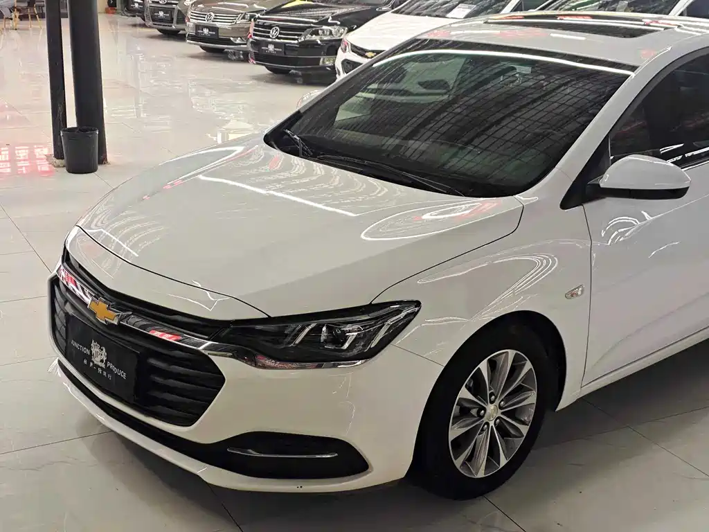 CHEVROLET CRUZE