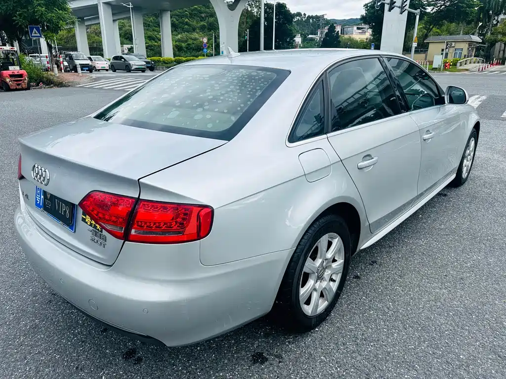 Audi A4L — миниатюра 4