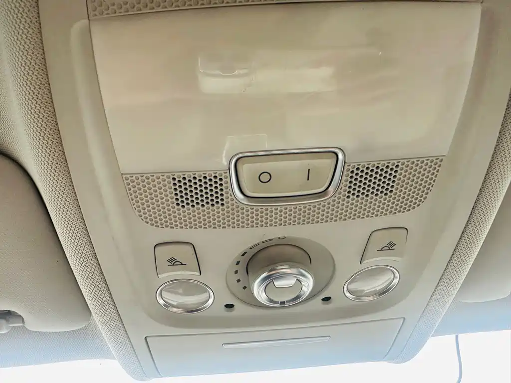 Audi A4L — миниатюра 15