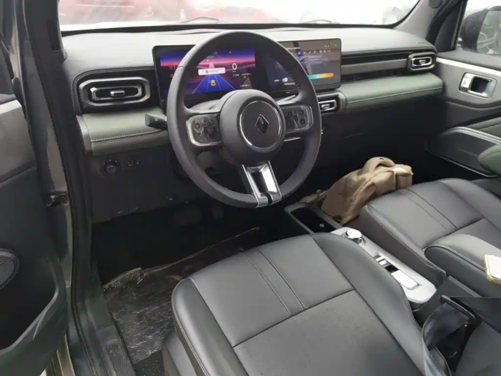 Baojun Yueye — миниатюра 10