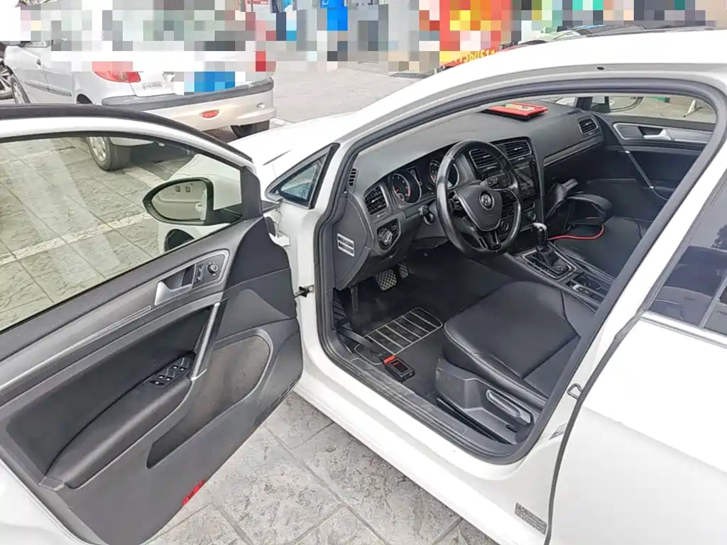 Volkswagen Golf — миниатюра 16
