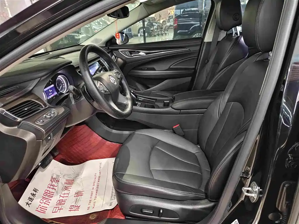 Buick LaCrosse — миниатюра 2