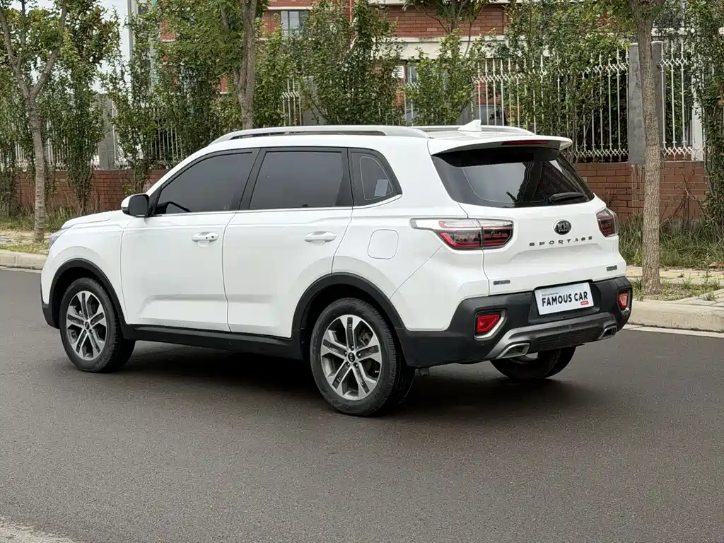 Kia Sportage — миниатюра 6