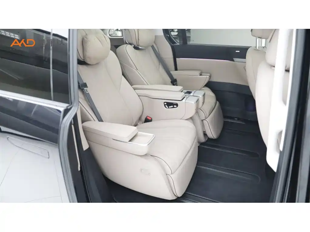 XPeng X9 — миниатюра 8
