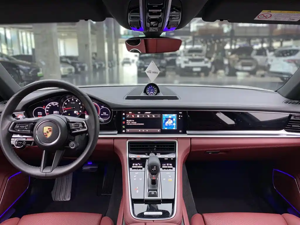 Porsche Panamera — миниатюра 12