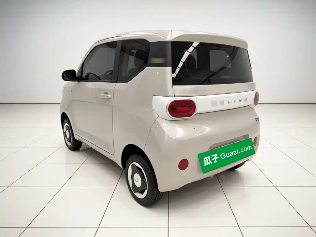 Wuling MINIEV — миниатюра 4