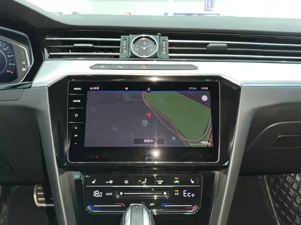 Volkswagen Magotan PHEV — миниатюра 10
