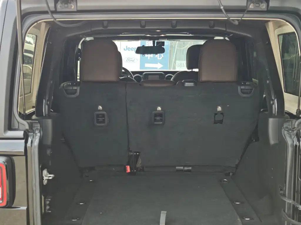 Jeep Wrangler — миниатюра 14