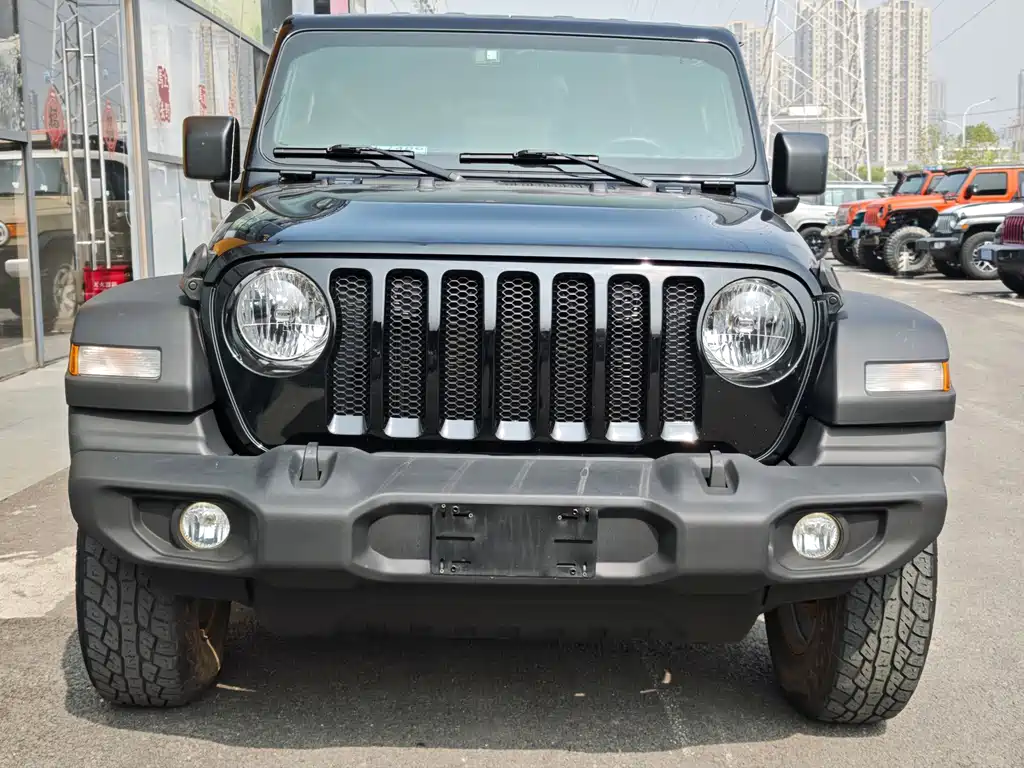 Jeep Wrangler — миниатюра 7