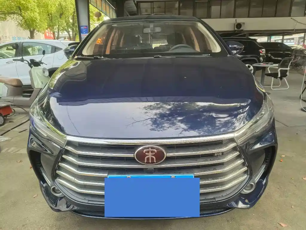 BYD MAX — миниатюра 2