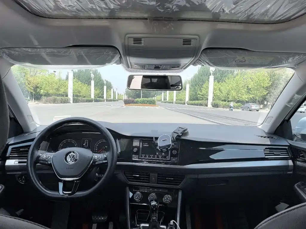 Volkswagen Bora 2020 1.5L AT Comfort