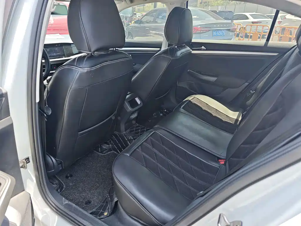 Volkswagen Bora 2021 1.5L AT Fashion Smart Connect