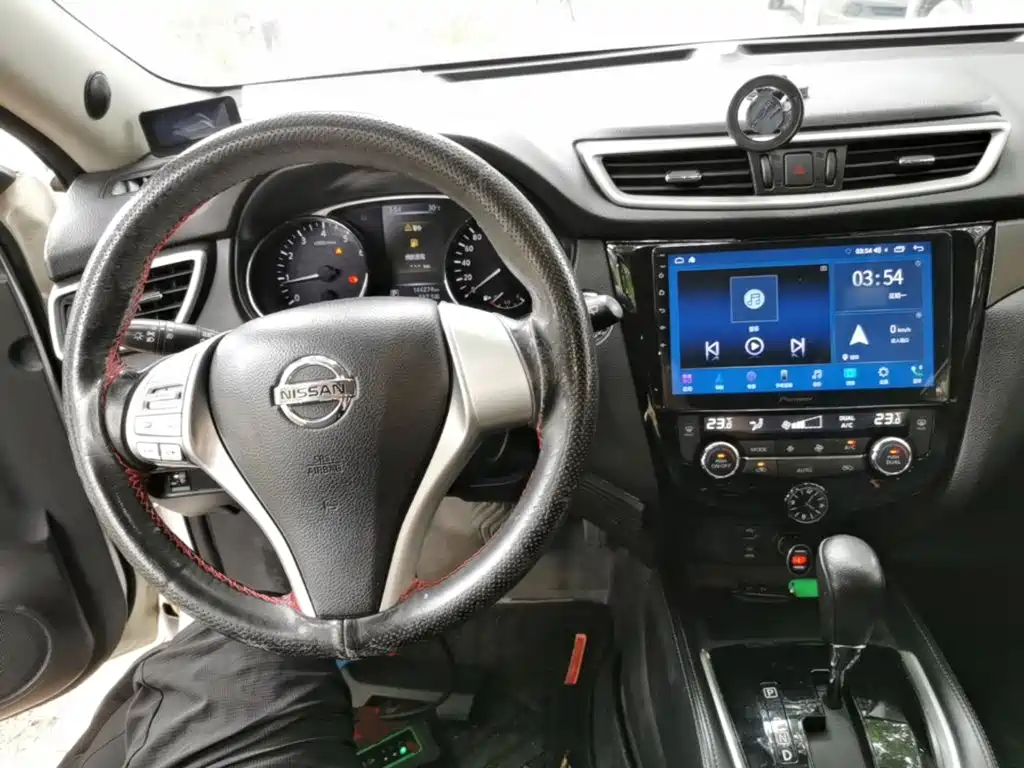 Nissan X-Trail — миниатюра 10