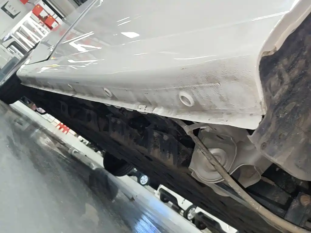 Wuling Yangguang — миниатюра 22