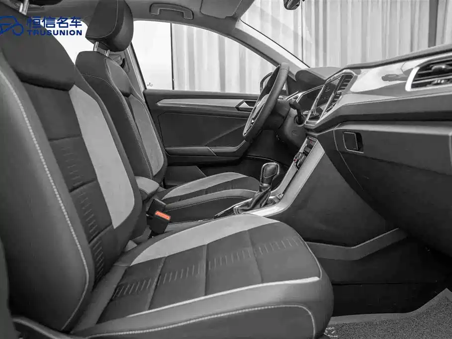 VOLKSWAGEN T ROC EXPLORING SONGS