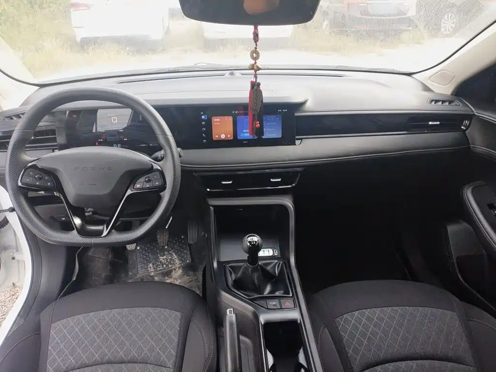 Roewe i5 — миниатюра 20