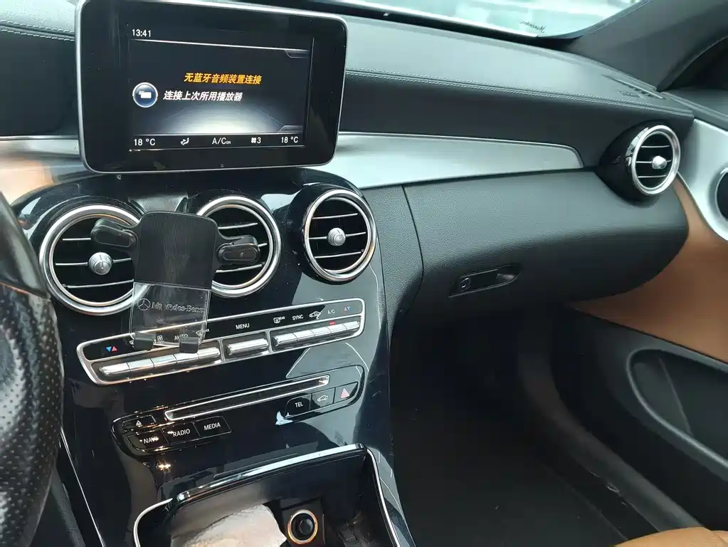 Mercedes-Benz C-Class (Import) — миниатюра 6