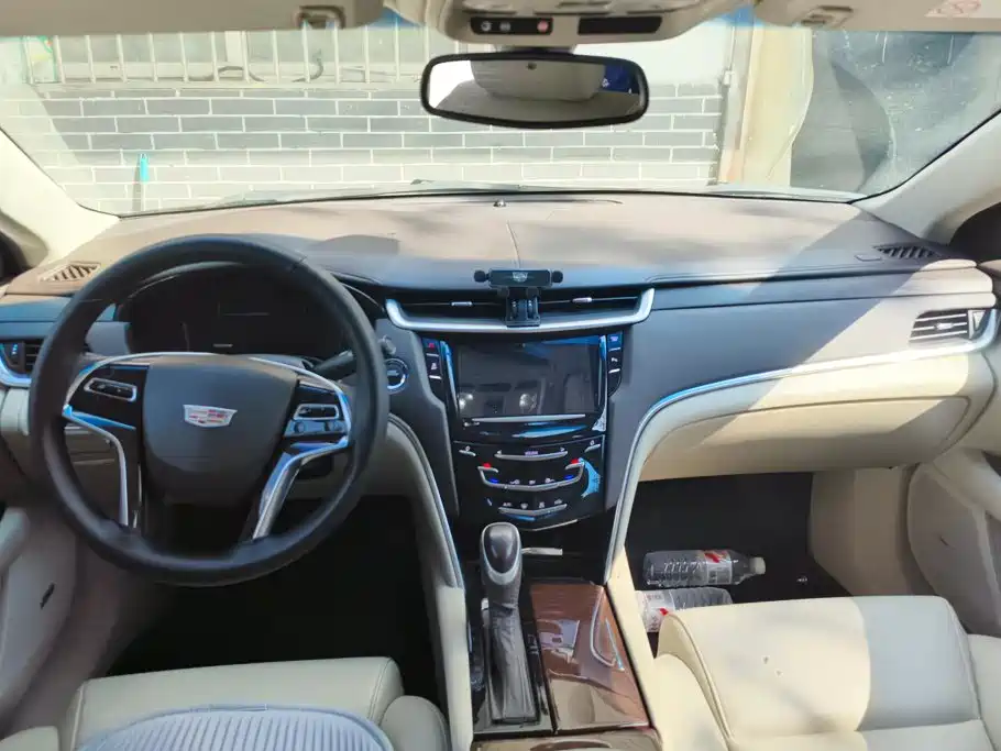 Cadillac XTS — миниатюра 12