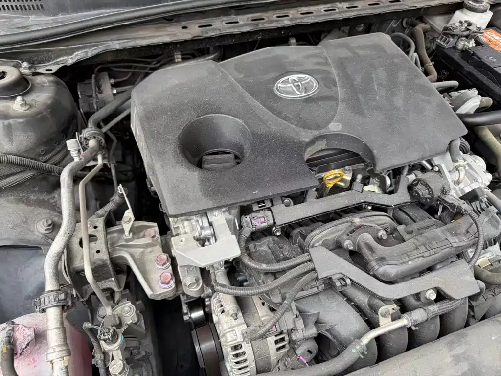 Toyota Camry — миниатюра 16