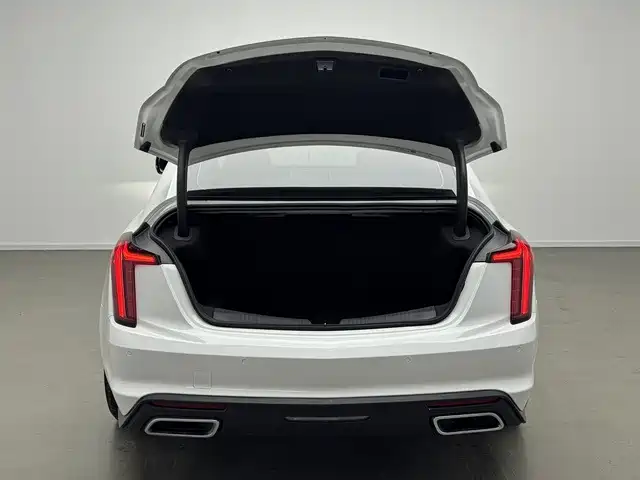 Cadillac CT5 — миниатюра 11
