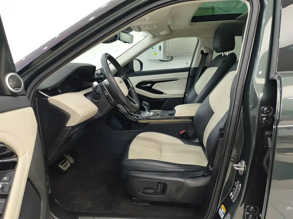 Land Rover Evoque — миниатюра 8