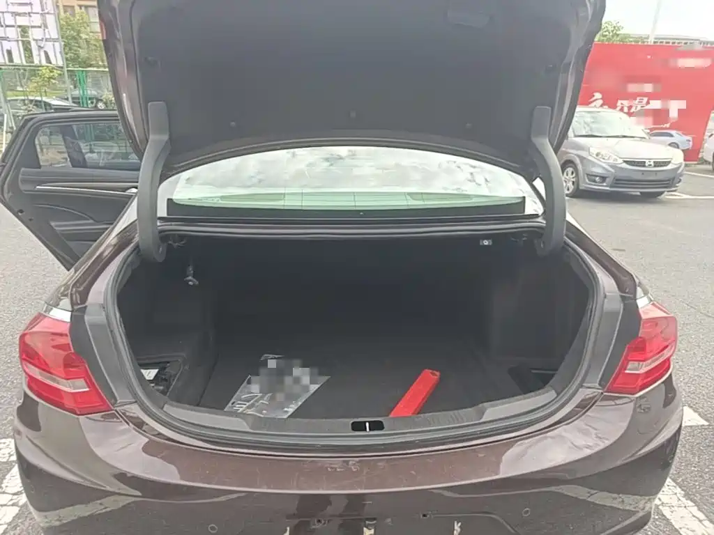 Buick LaCrosse — миниатюра 19